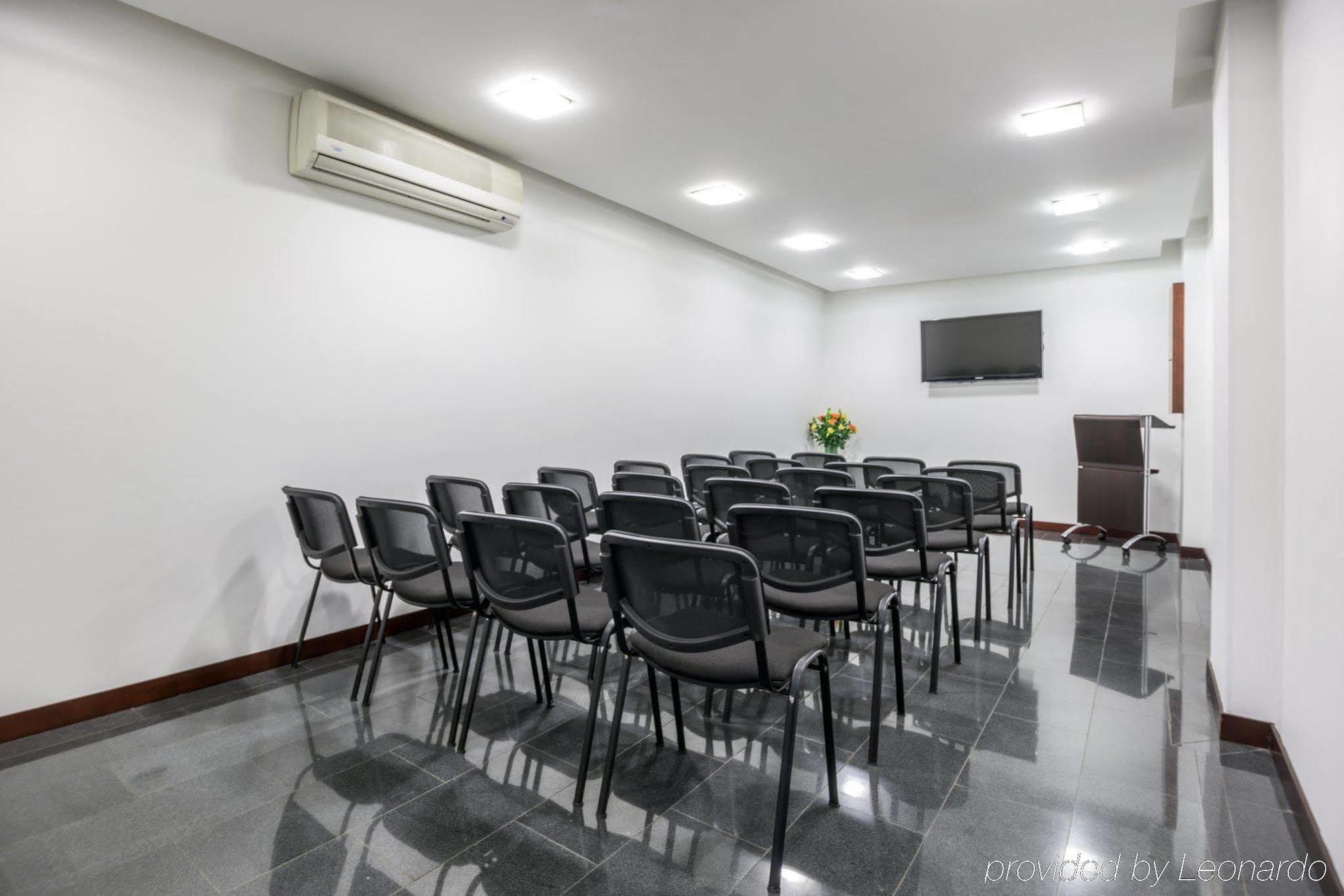 Отель Nh Bogota Urban 93 Royal Экстерьер фото